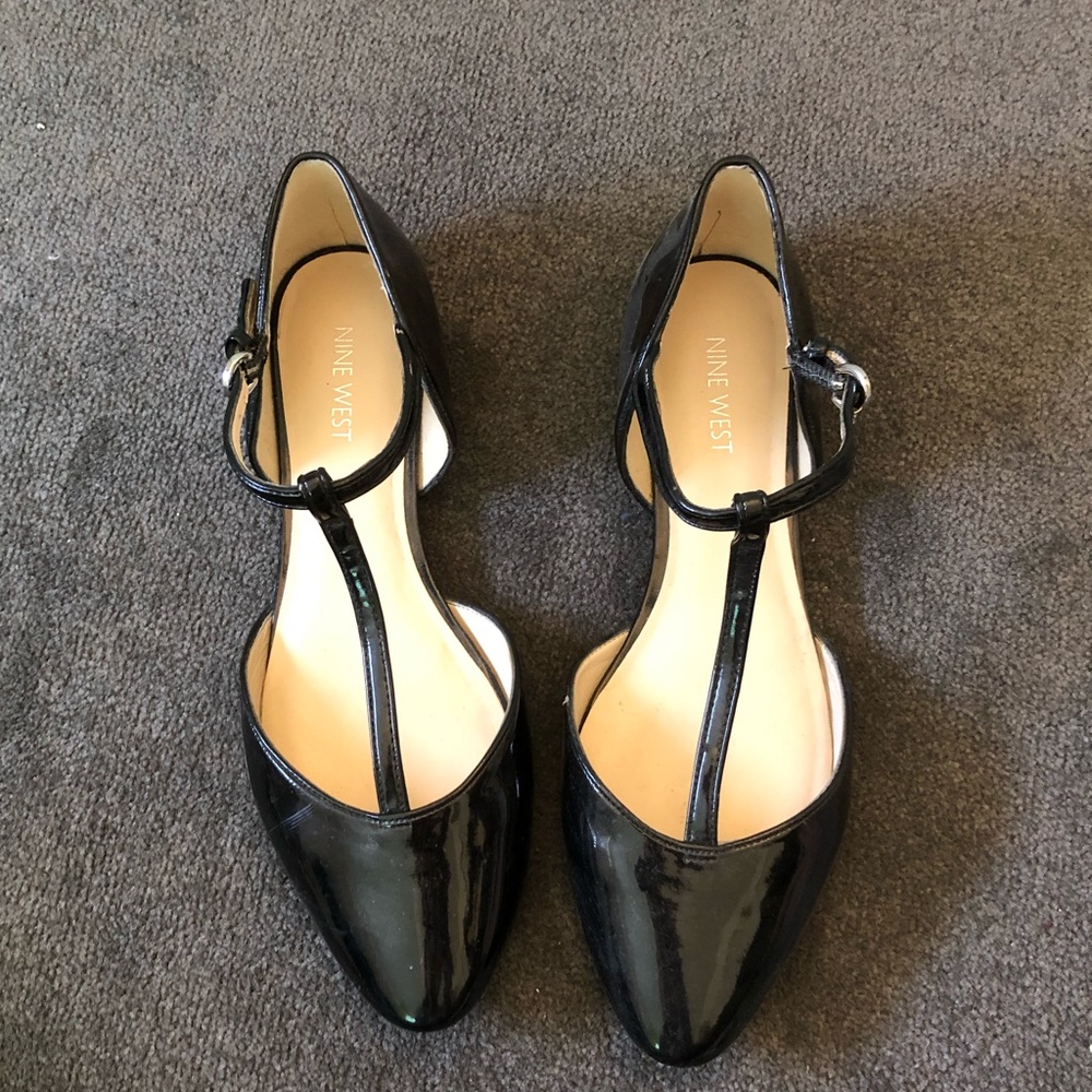 Nine West t-strap flats